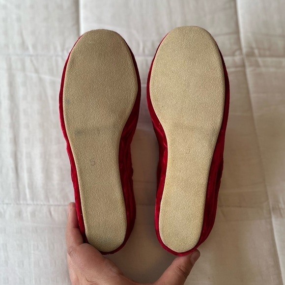 Vintage Red Velvet Velour Packard Wedge Slippers Size 5 - Picture 14 of 16